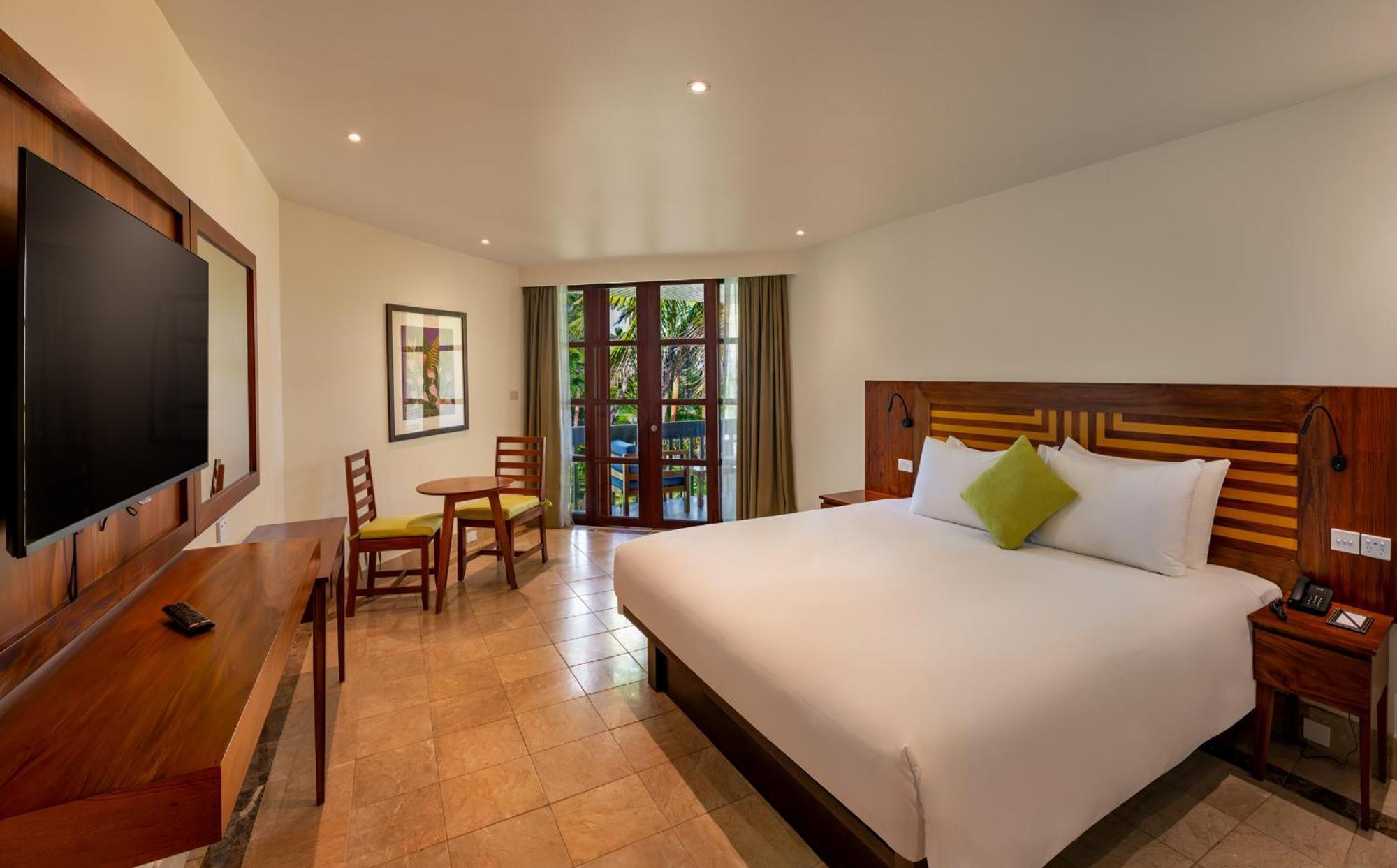 Hotel The Warwick Fiji Korolevu  Exterior foto